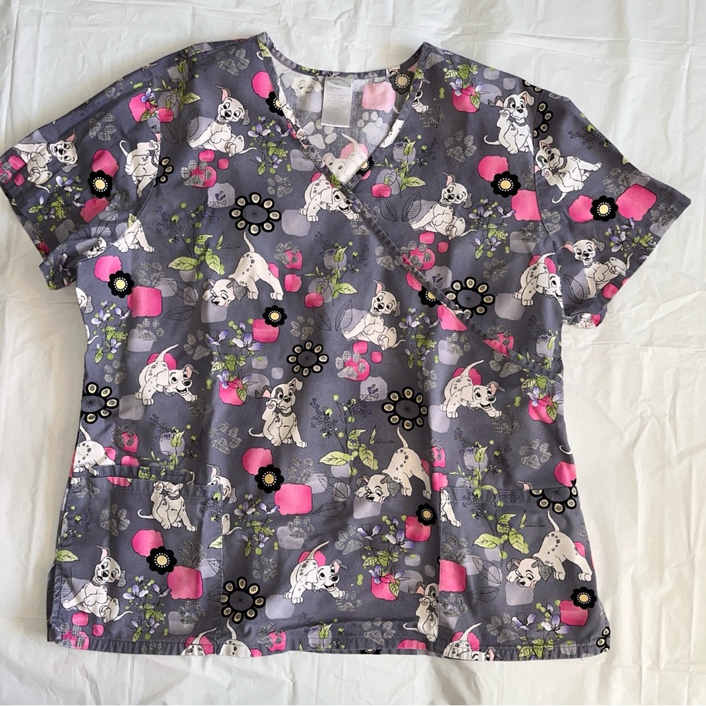 Woman’s Scrub Top